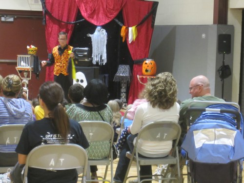 Magic Show 10-14 (13)