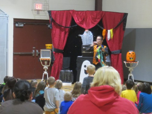 Magic Show 10-14 (22)